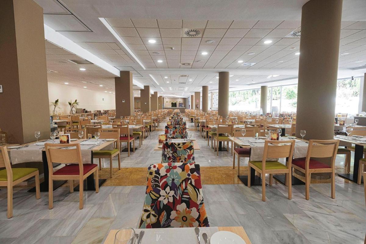 Un restaurante o sitio para comer en ALEGRIA Costa Ballena Aquafun