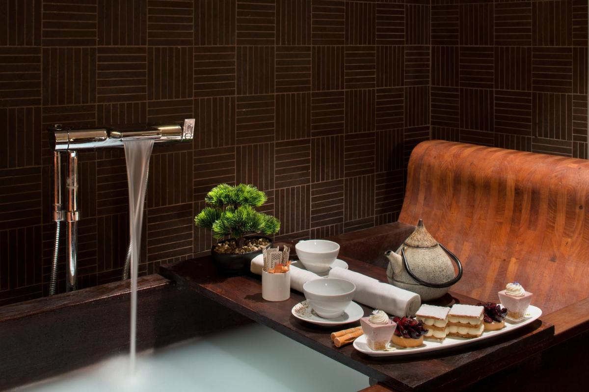 Nourriture dans l'hôtel ou à proximité