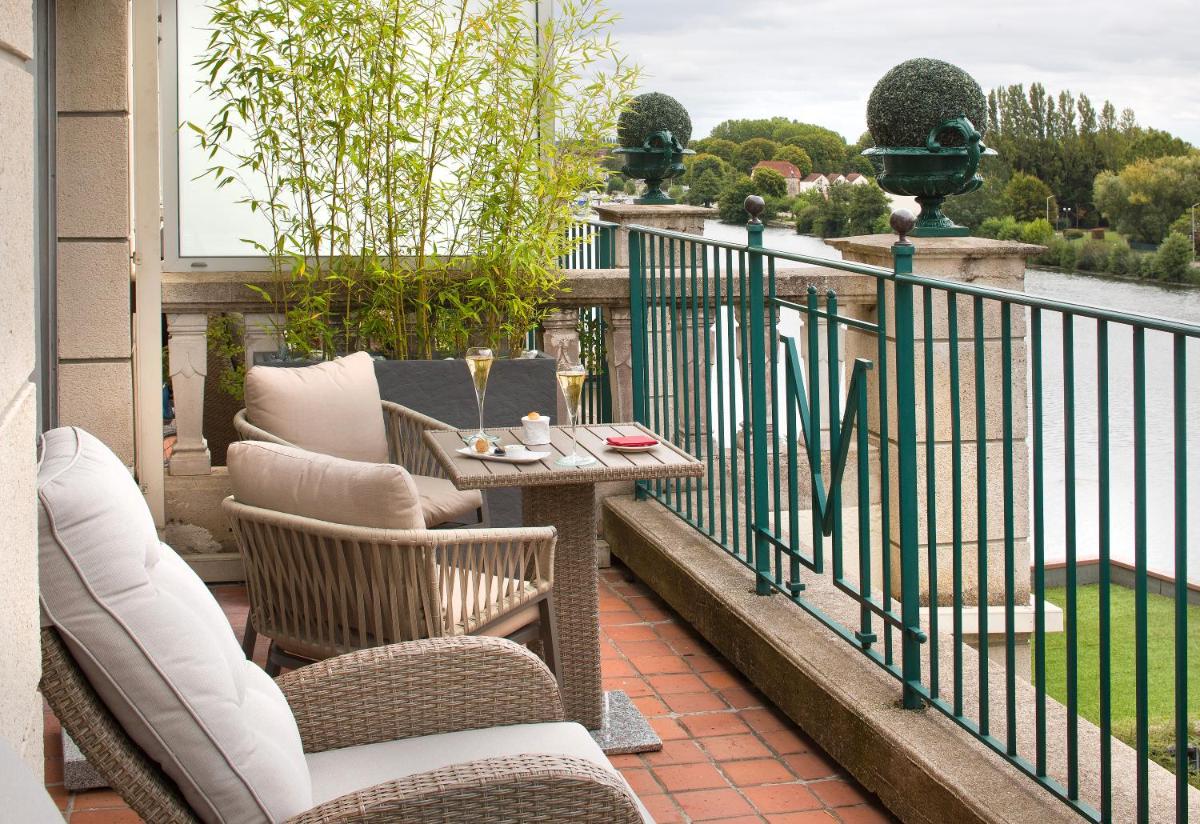 Balcon ou terrasse dans l'établissement La Côte Saint Jacques
