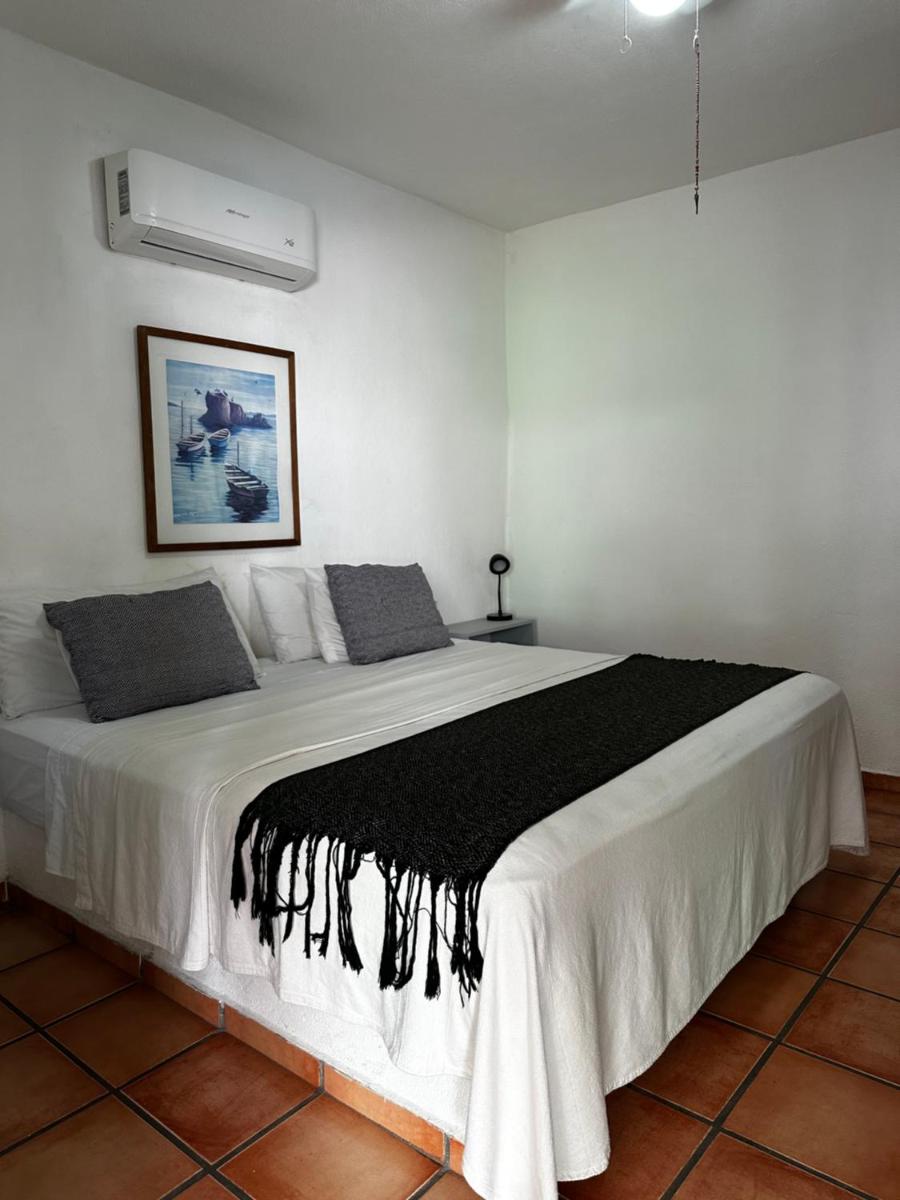 Baja Bed and Breakfast - Housity