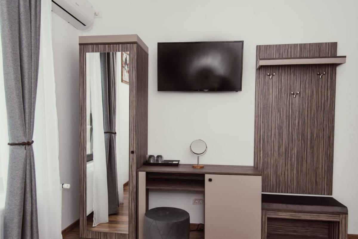 Poiana Verde Garden House - Housity