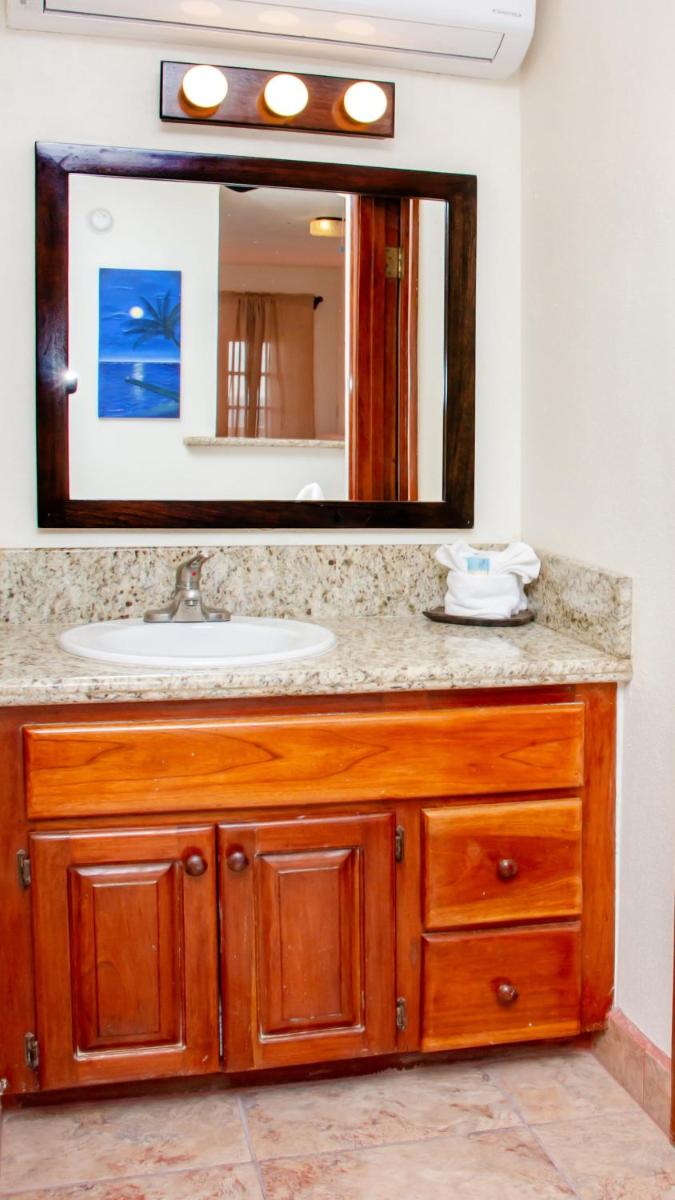 Mayan Princess Hotel - Housity