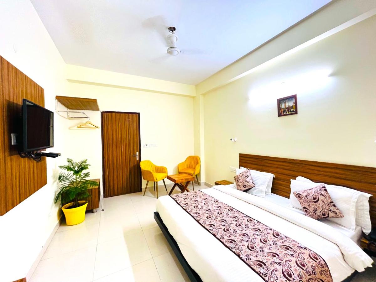 Ganga Ashoka Hotel Rishikesh - Housity