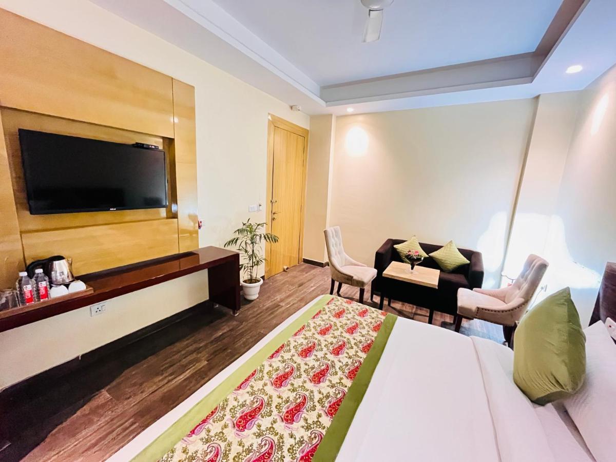 Ganga Ashoka Hotel Rishikesh - Housity