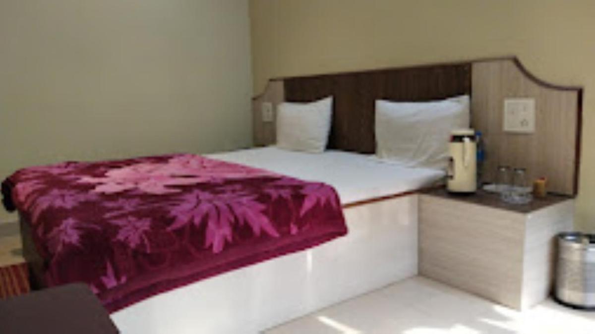 Suitetrails - Hotel Manas, Ambikapur