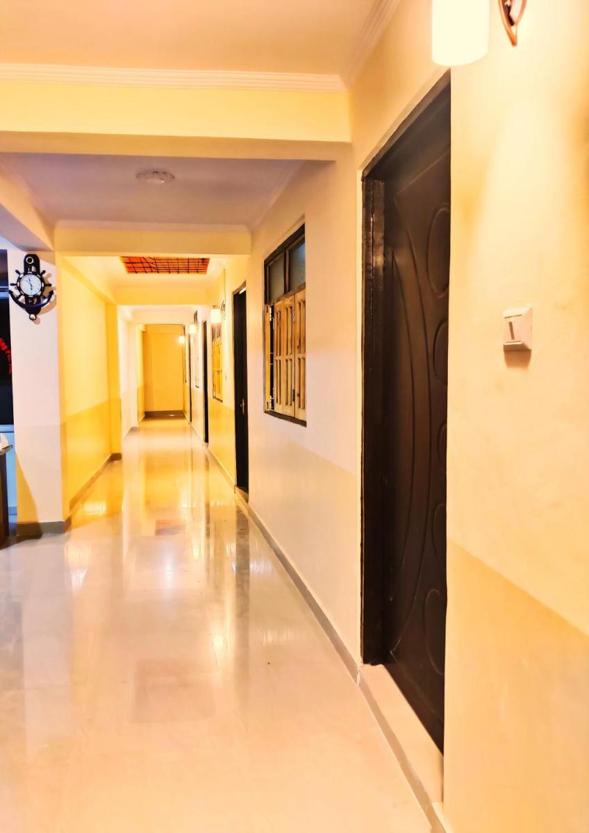 SainiK guest House - Housity