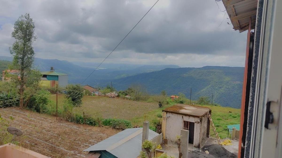 Suitetrails - Shinde Niwas