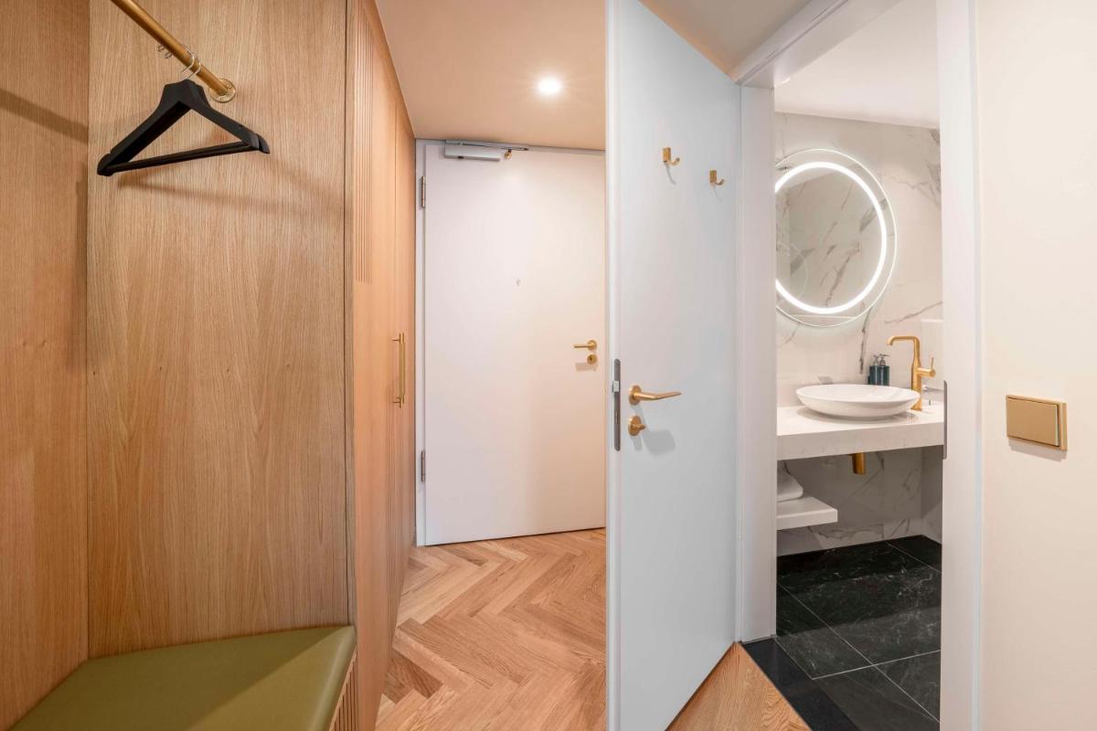 Ein Badezimmer in der Unterkunft Hilton Berlin