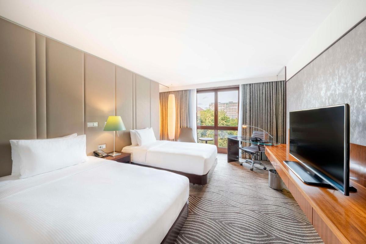 TV/Unterhaltungsangebot in der Unterkunft Hilton Berlin