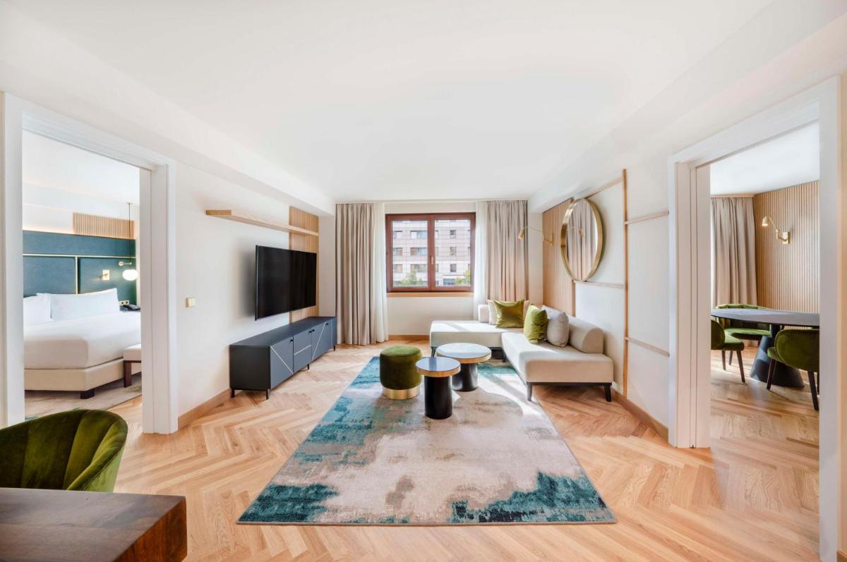 TV/Unterhaltungsangebot in der Unterkunft Hilton Berlin