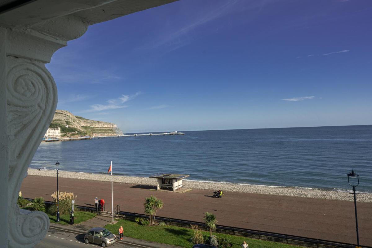 Can-Y-Bae Hotel - Housity