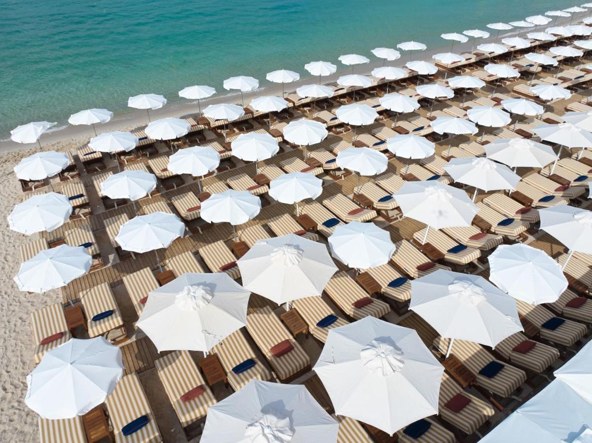 Vue générale sur la mer ou vue sur la mer prise depuis l'hôtel