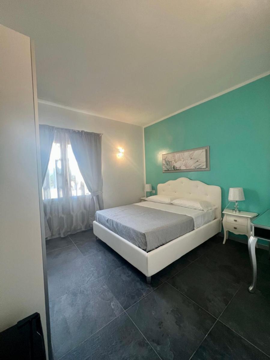 Acquamarina Luxury Rooms - Housity