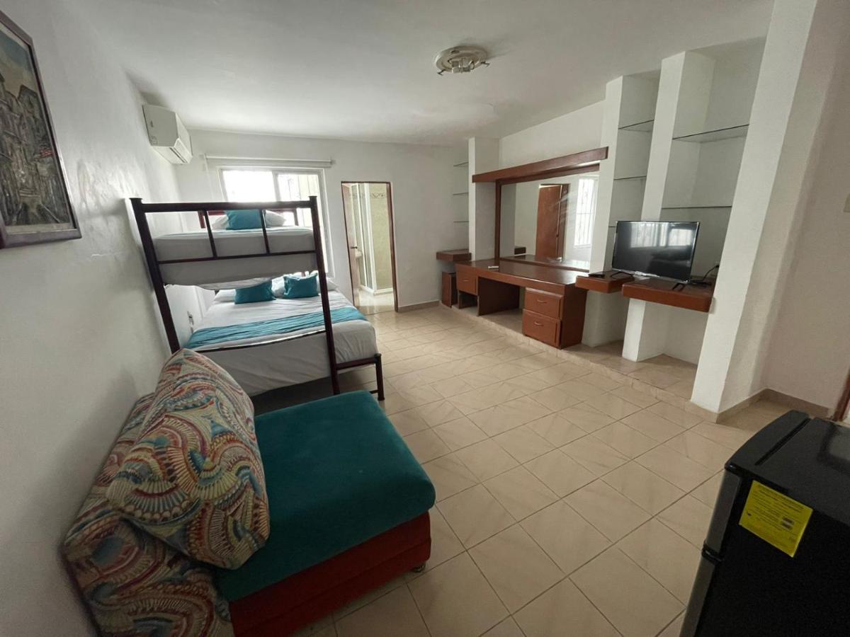 Amplias habitaciones con baño privado CERCA DEL CENTRO DE VERACRUZ - Housity