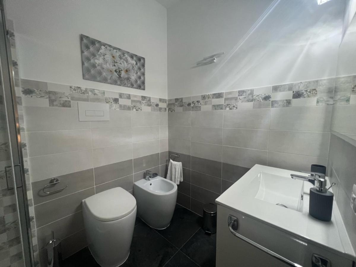 Acquamarina Luxury Rooms - Housity