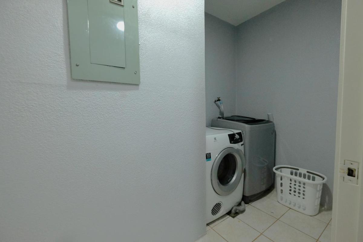 AIRBNB UNIT 2546-G (1 BEDROOM) GOOD FOR 2 PERSONS - Housity