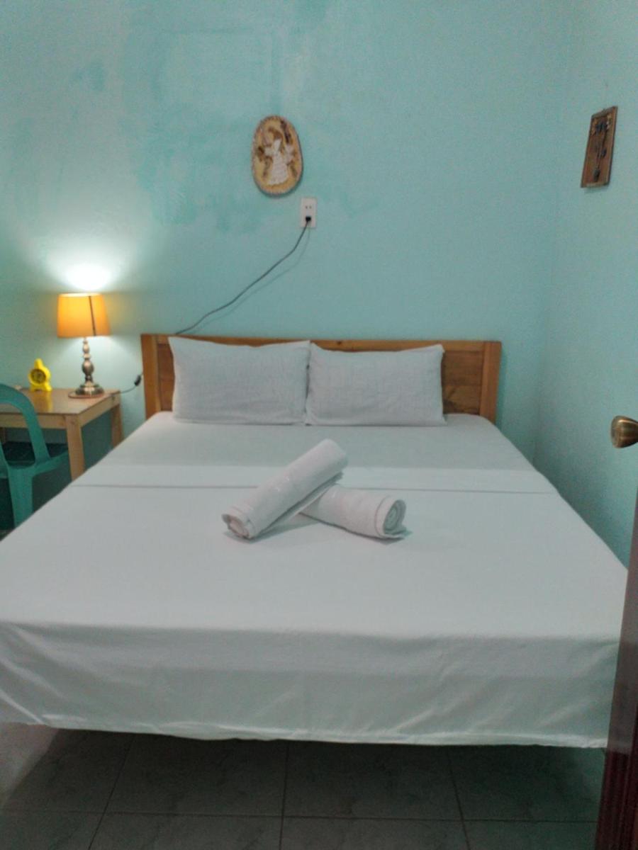 A. R. M.s Place - Housity