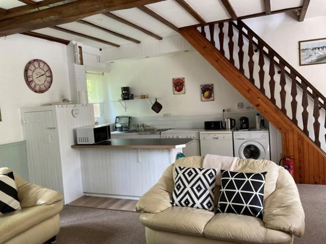 Les Freuberts 24 - Housity