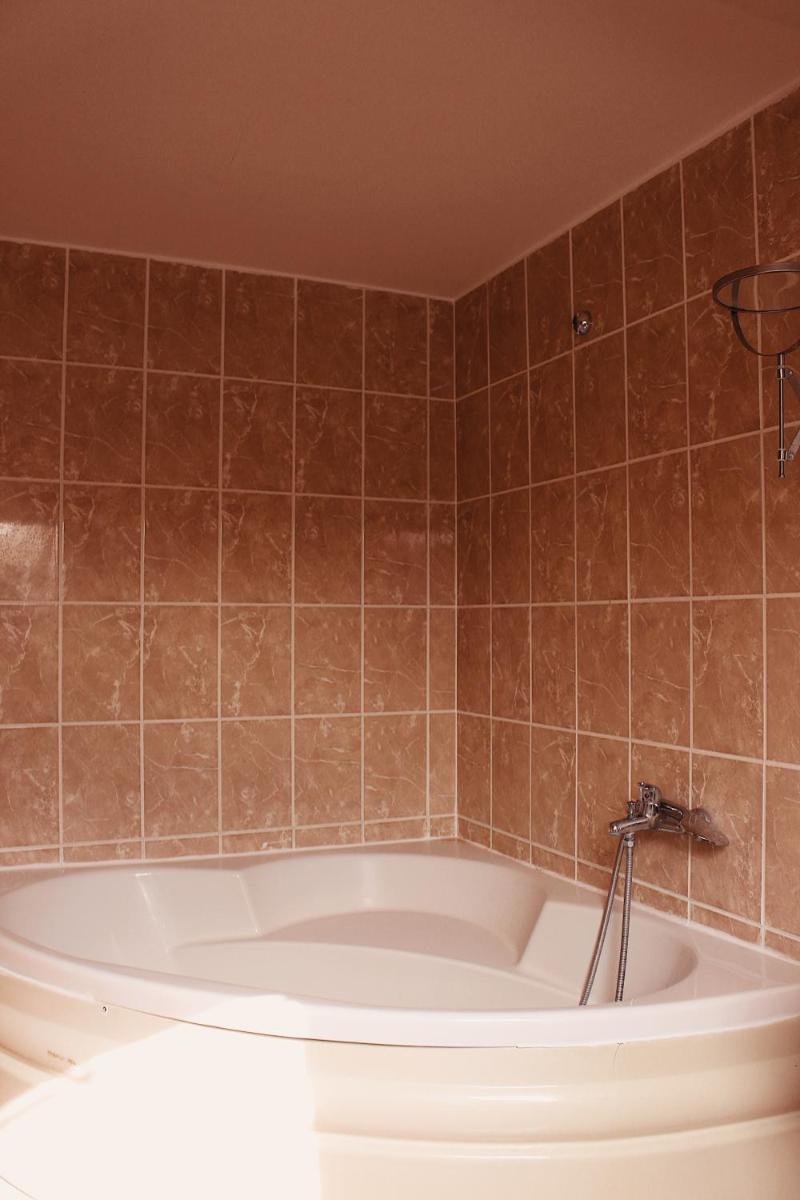 Hotel Amphone - Hizvo