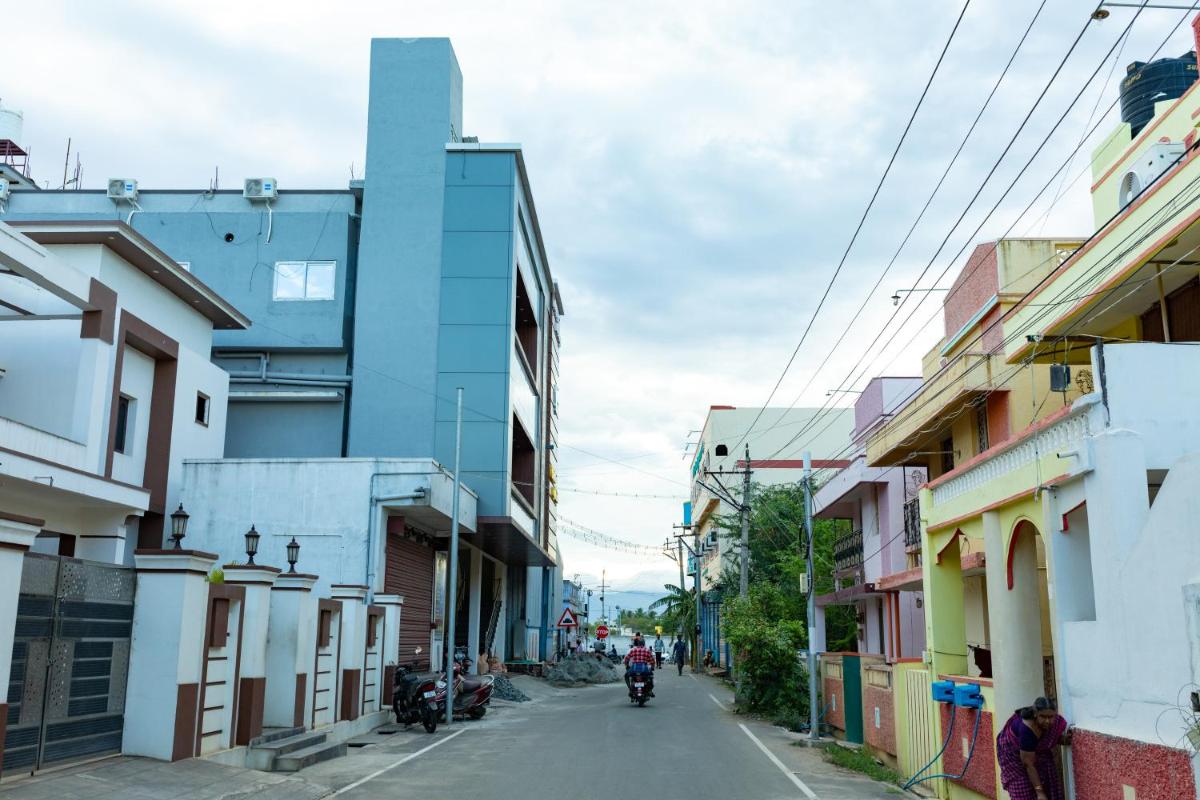 Suitetrails - Aruna Residency