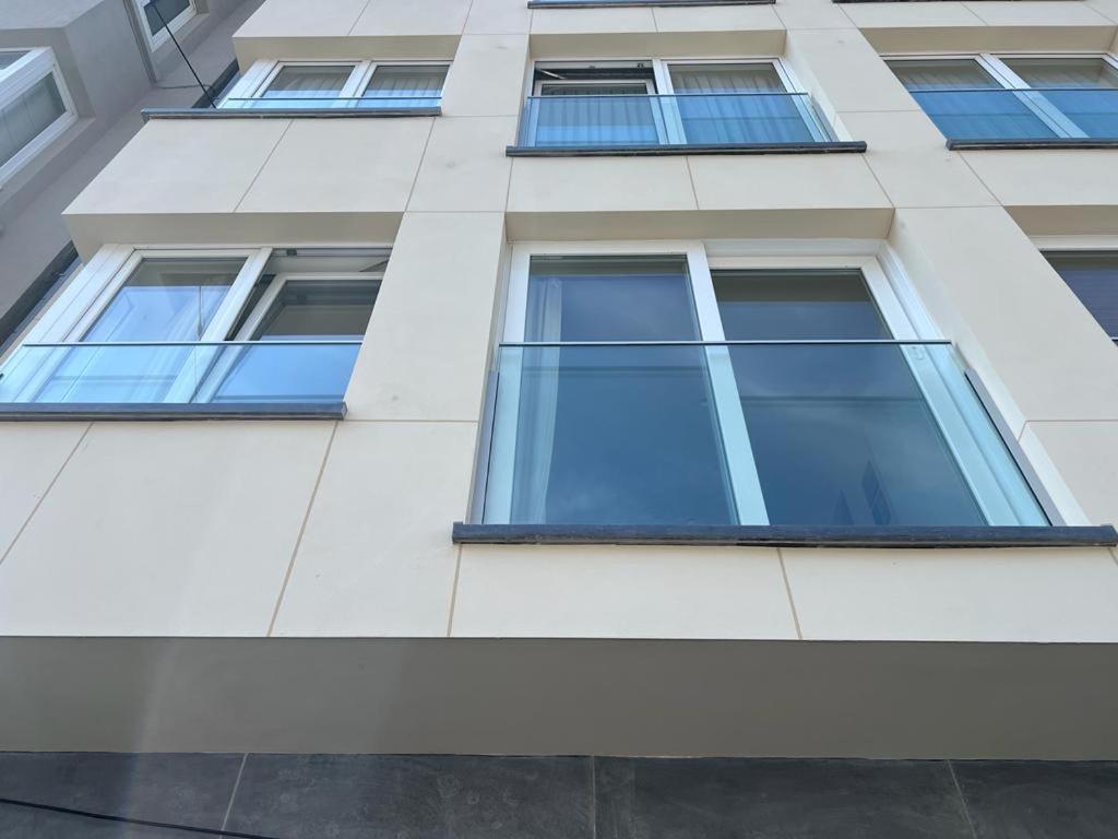 Renewed luxurious apartment at Casino Oostende - Housity