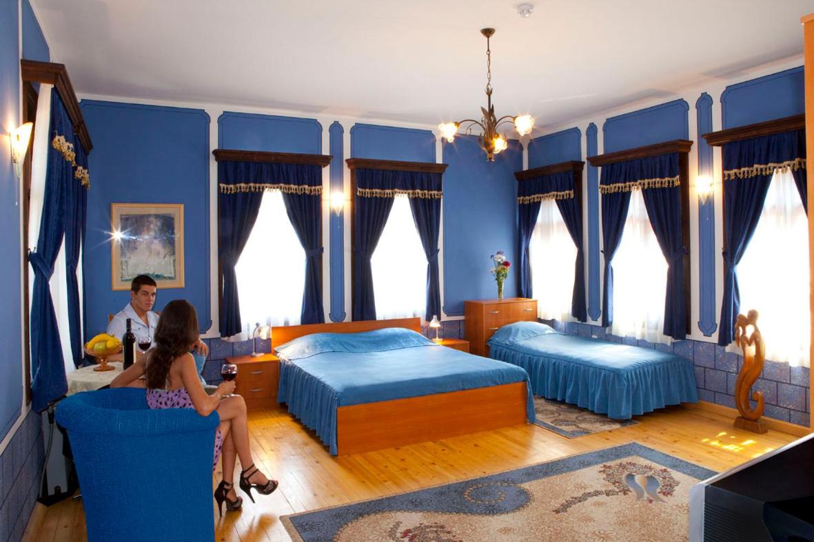 Suitetrails - Belle Ville Hotel