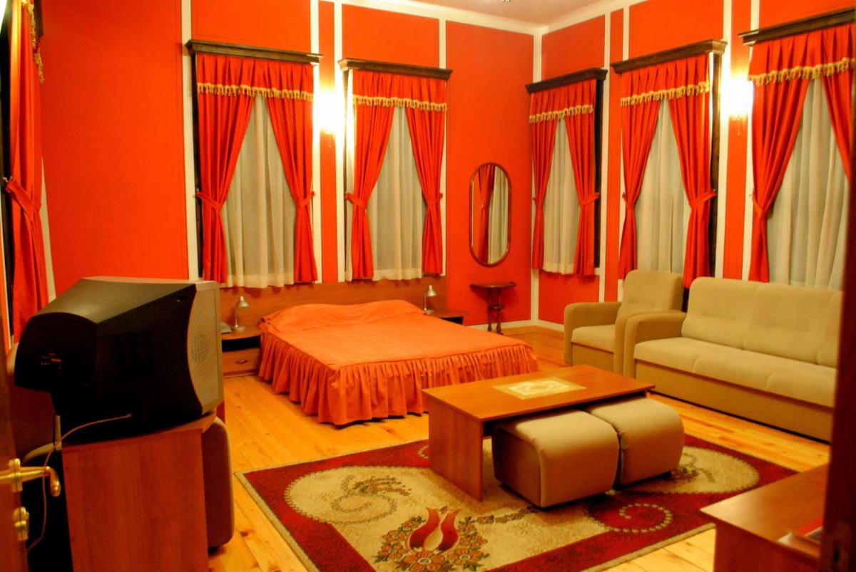 Suitetrails - Belle Ville Hotel