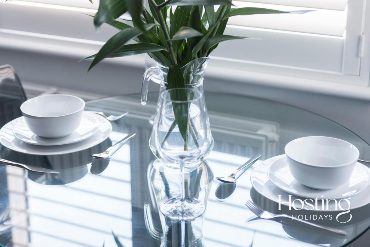 Luxury Ascot Apartment Close To Racecourse No 6 - Housity