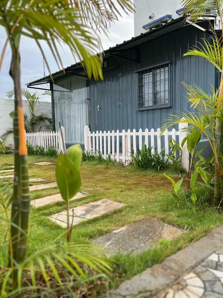 The croft container stay - Housity