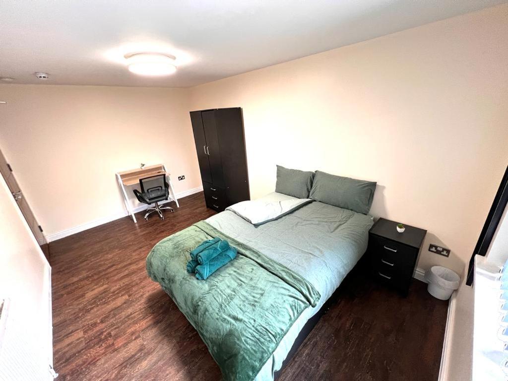 Nines of Elegance At Castle Road - Housity