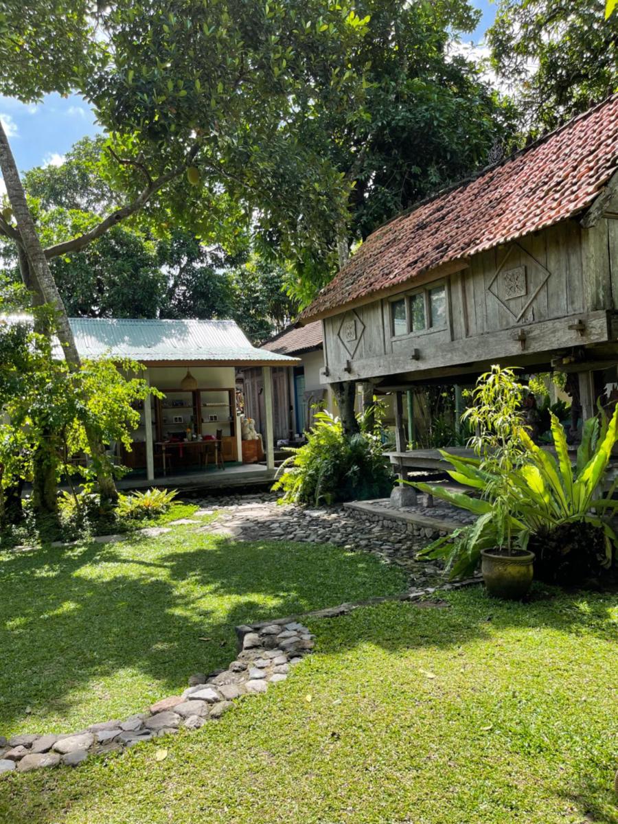 Oemah Gebagan 78 Akasha Room B&B - Housity