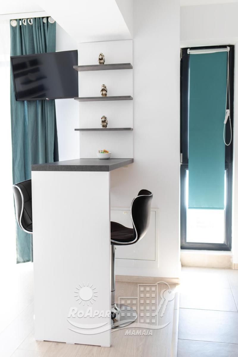 RoApart Mamaia - Riva Lake Apartments - Housity