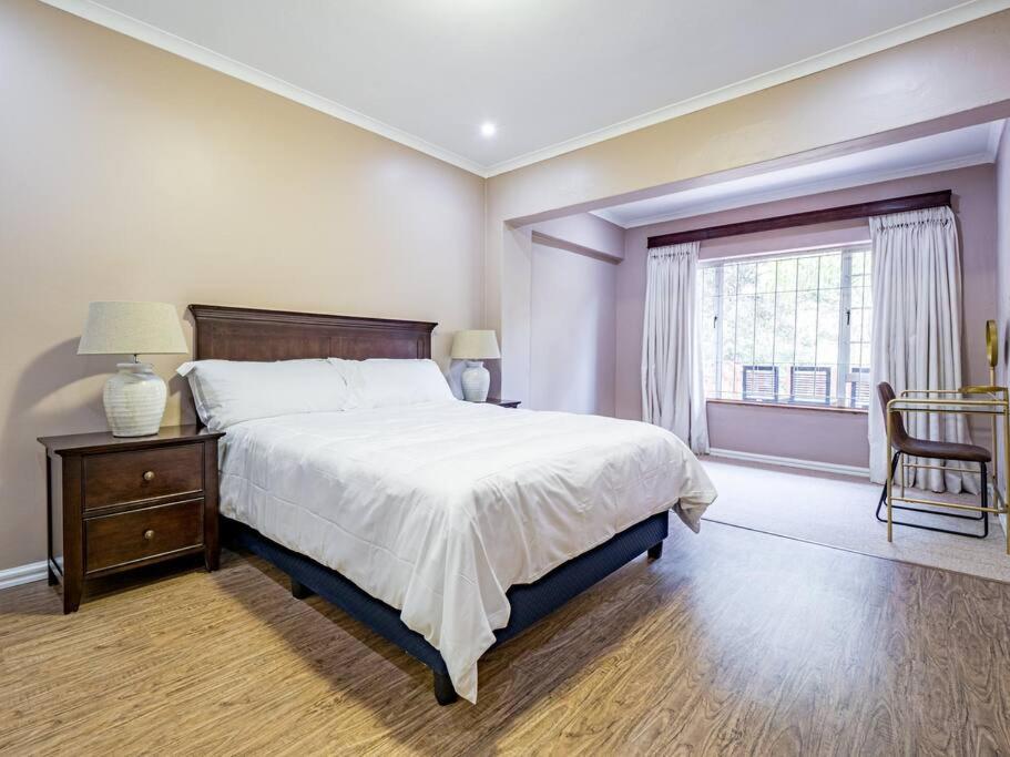 Escape to nature and luxury. Central - Rare find ! - Hizvo
