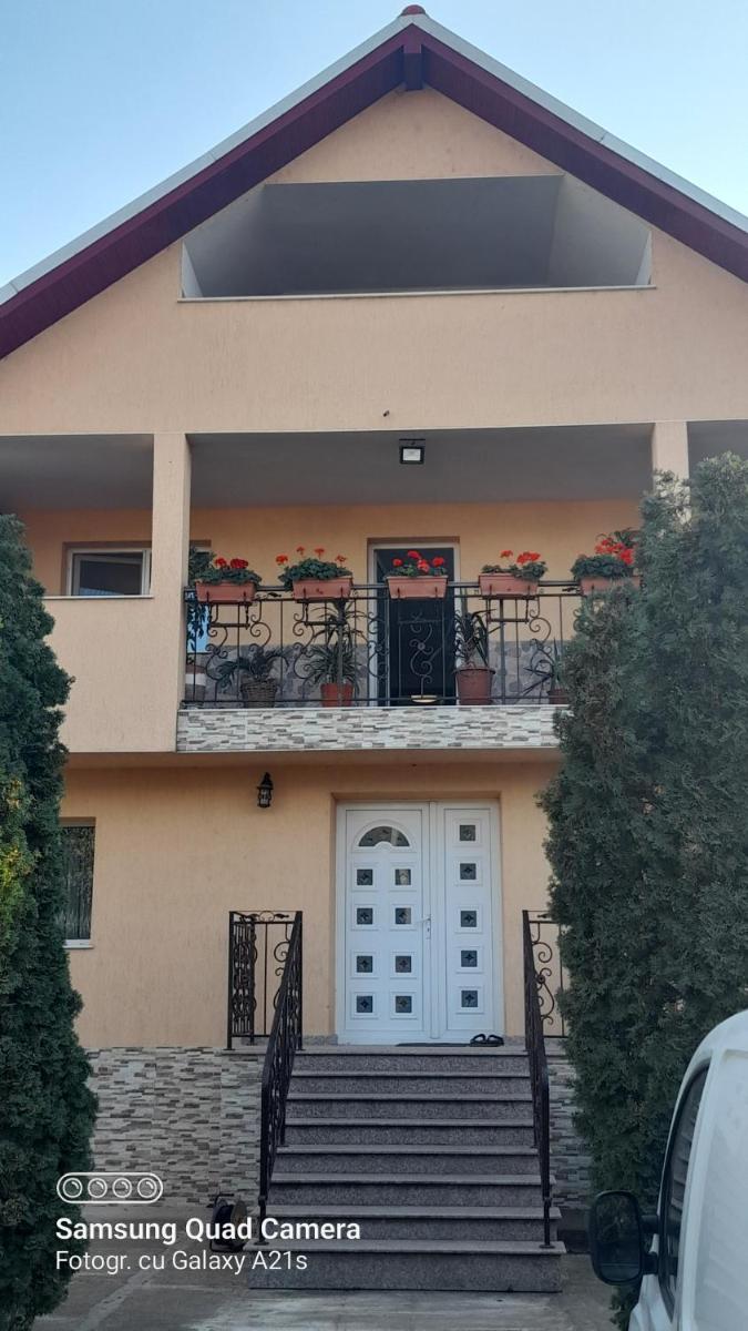 La Nea Ionica - Housity