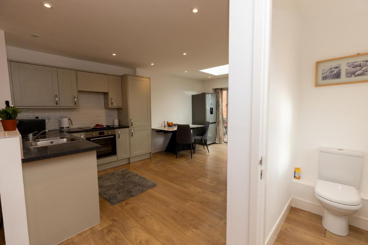 The Poppies Cottage - Housity