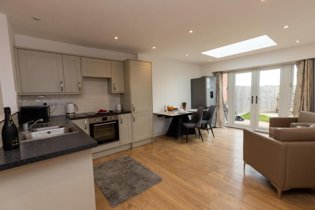 The Poppies Cottage - Housity