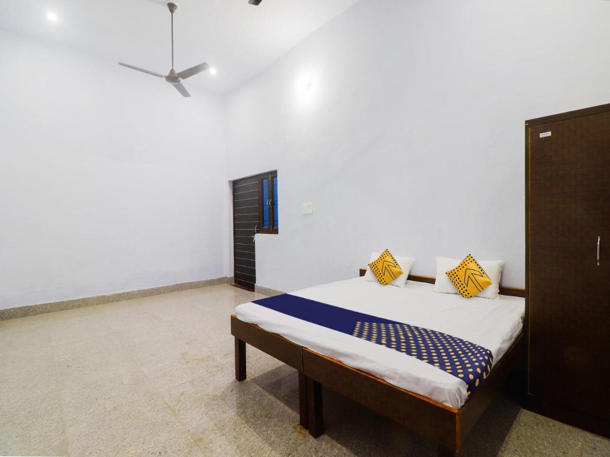 SPOT ON Bansal Resort - Housity