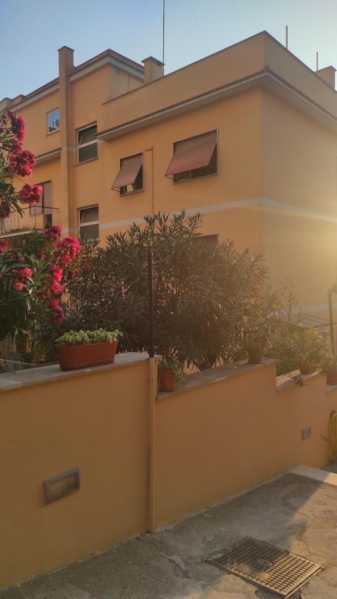 Pineta Sacchetti Camera - Housity