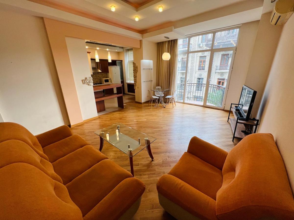 Suitetrails - Four seasons apartment by Baku Housing
