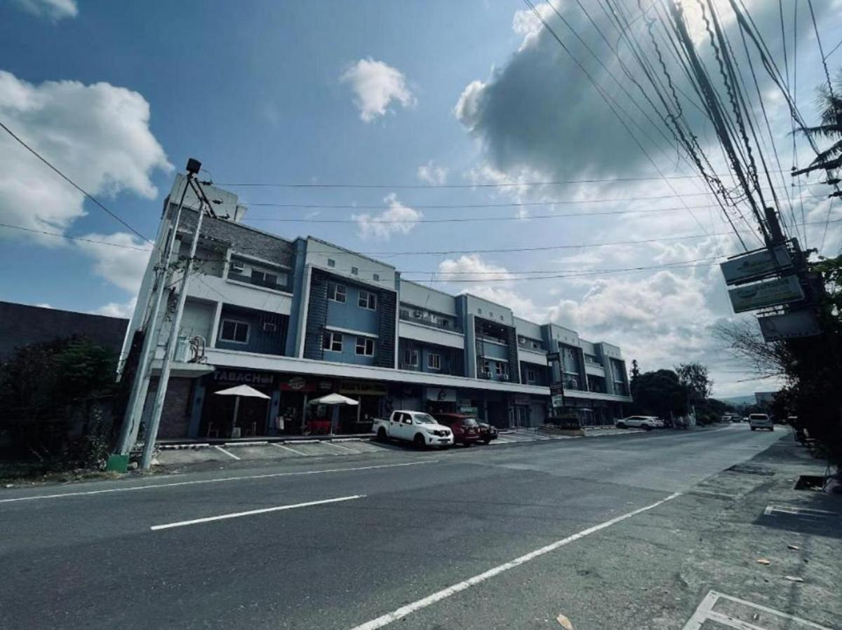 Daraga Tourist Inn - Housity