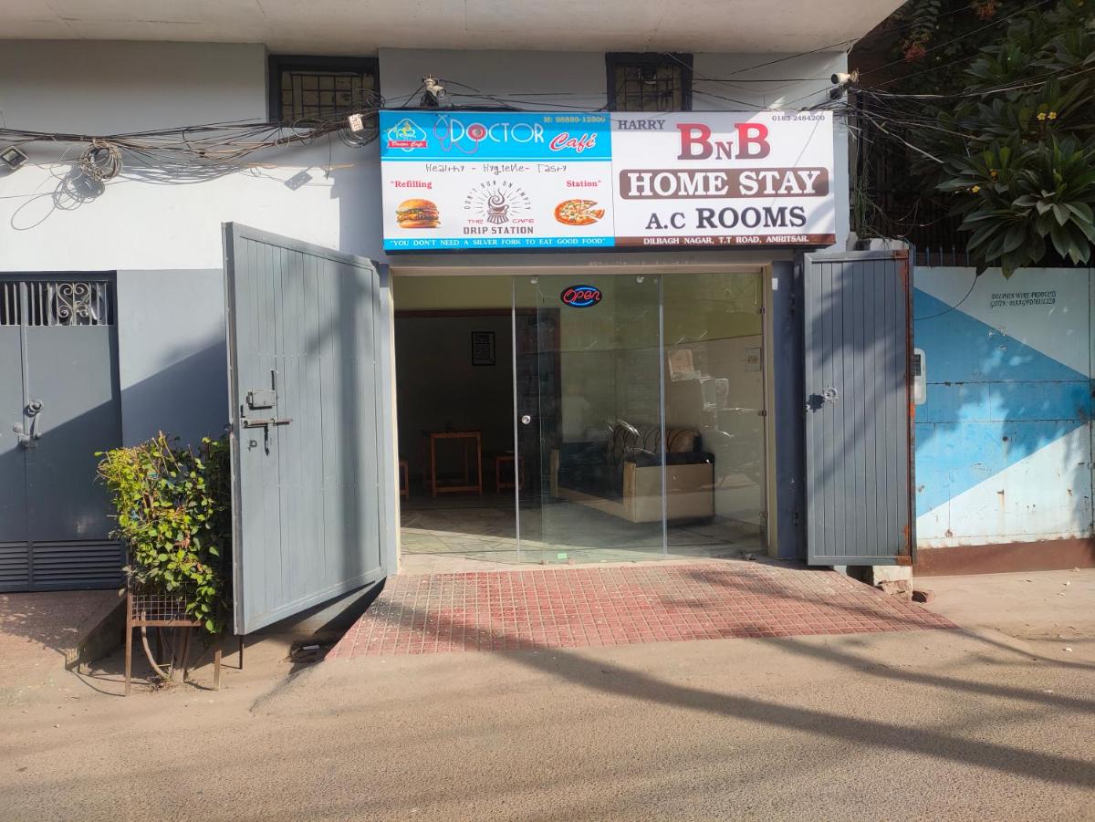 Harry Bnb Home Stay - Housity