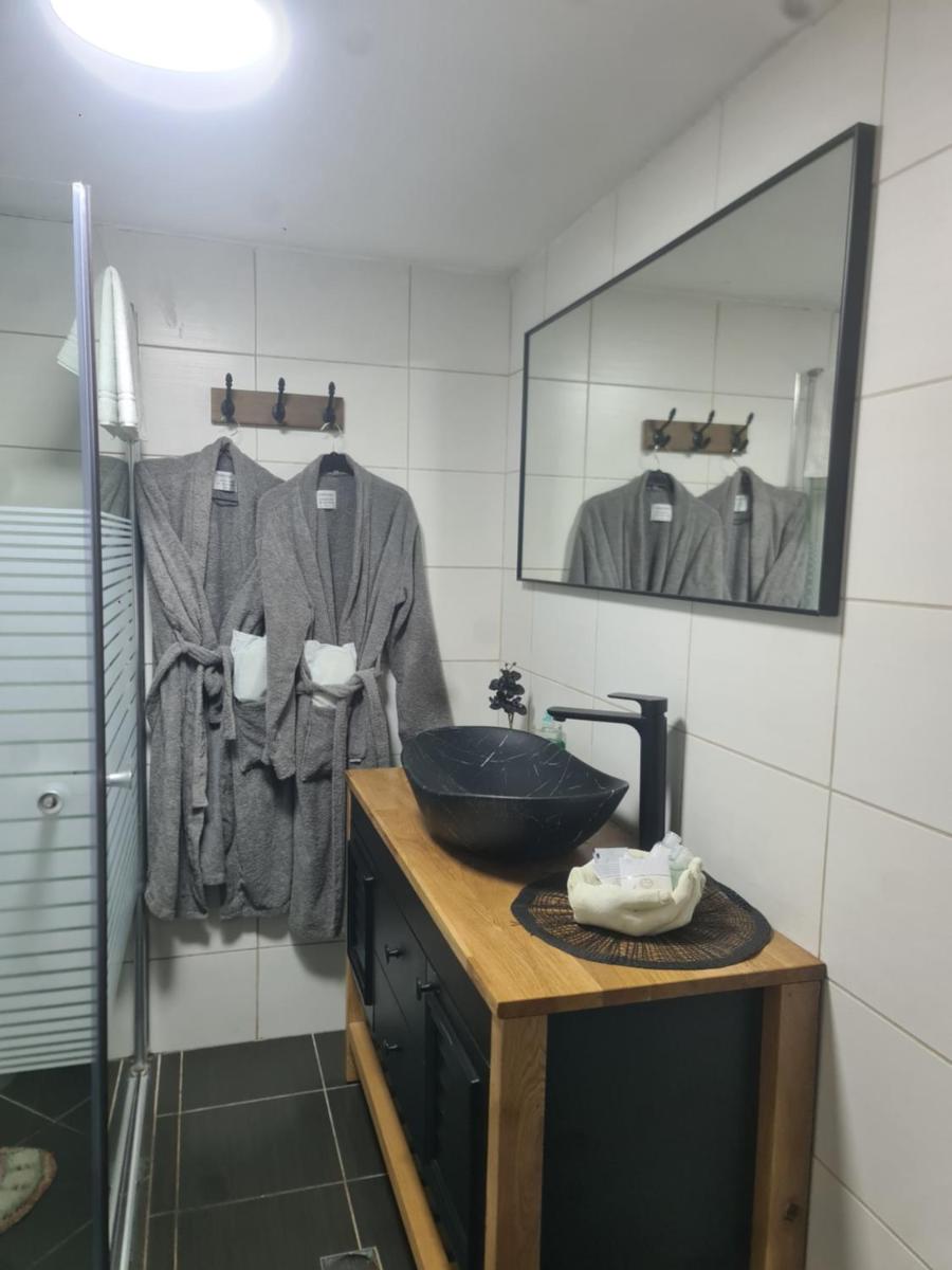 ronit's place - Housity