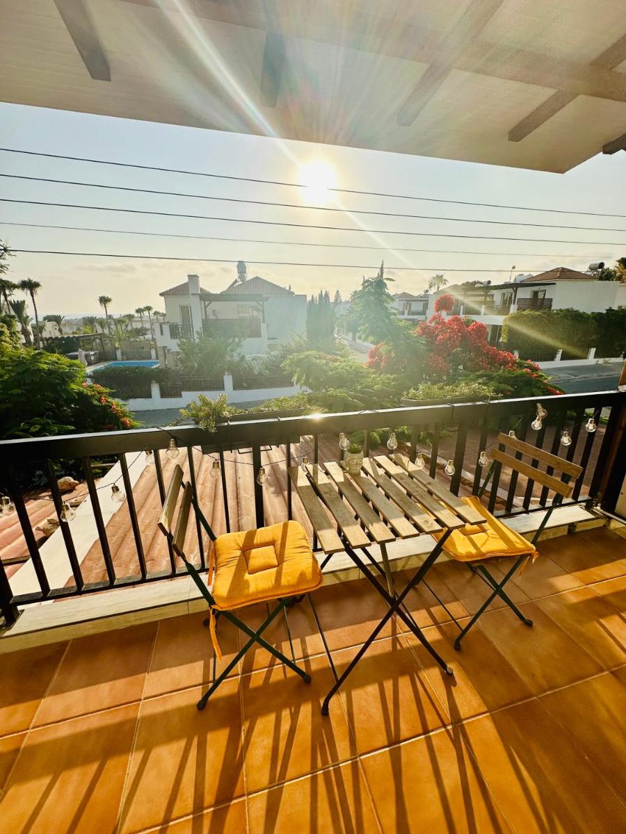 Arya Seaview Apartment in the heart of Coral Bay - Housity
