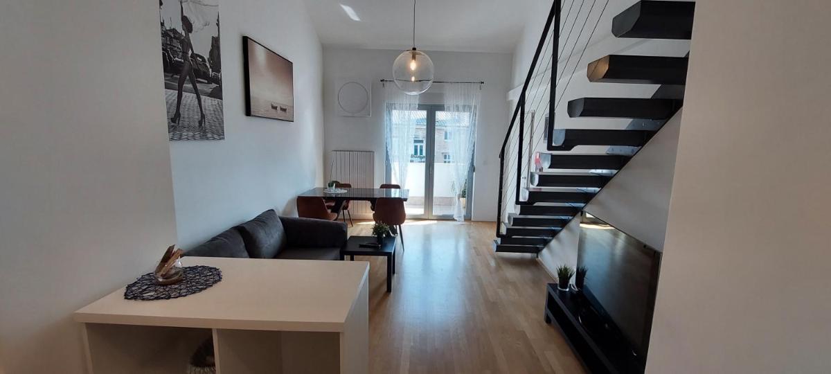 Deluxe Apartment Kristian whit a private parking - Housity