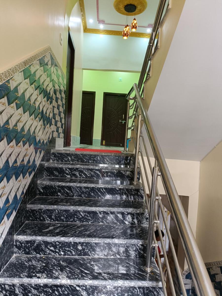 Maa durga guest house - Housity