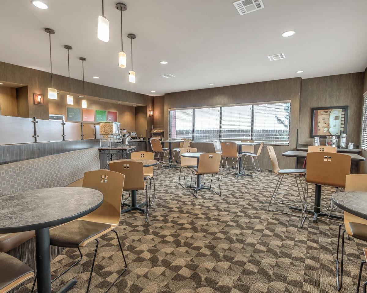 MainStay Suites Hobbs - Housity