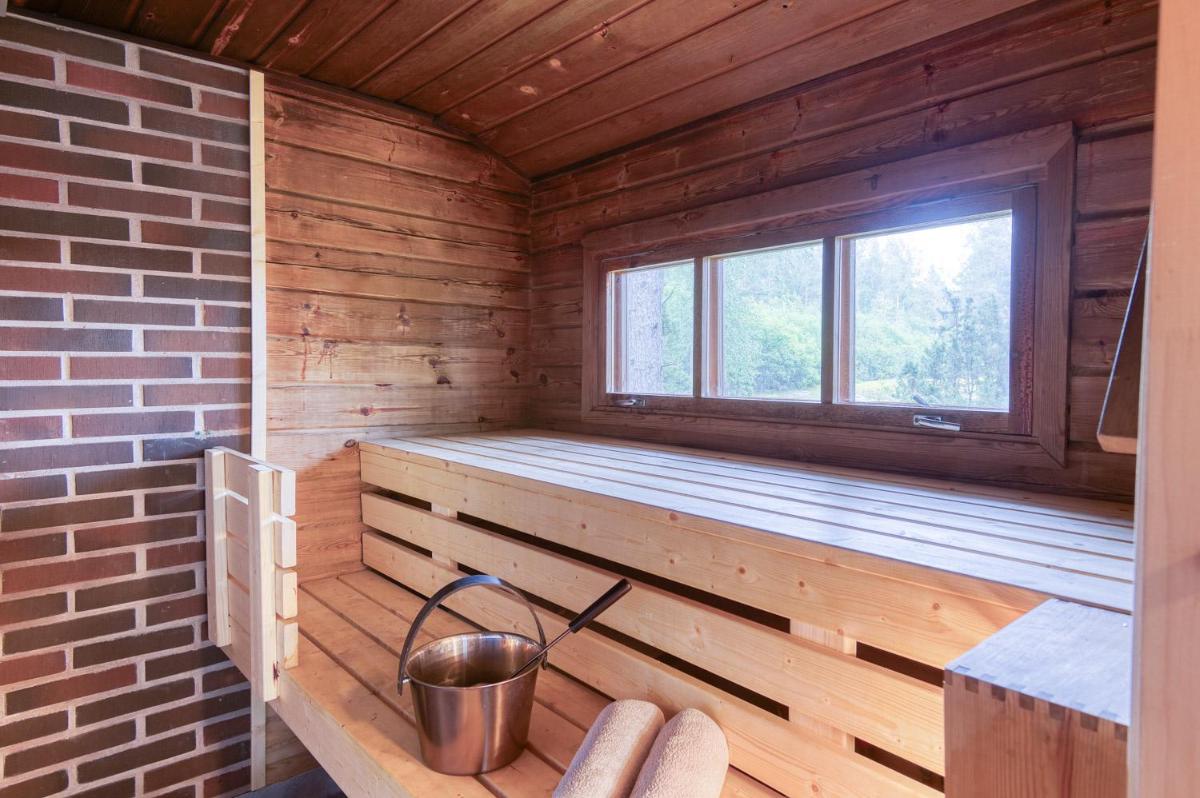 Pinetree Cottages Cozy log cabin - Housity
