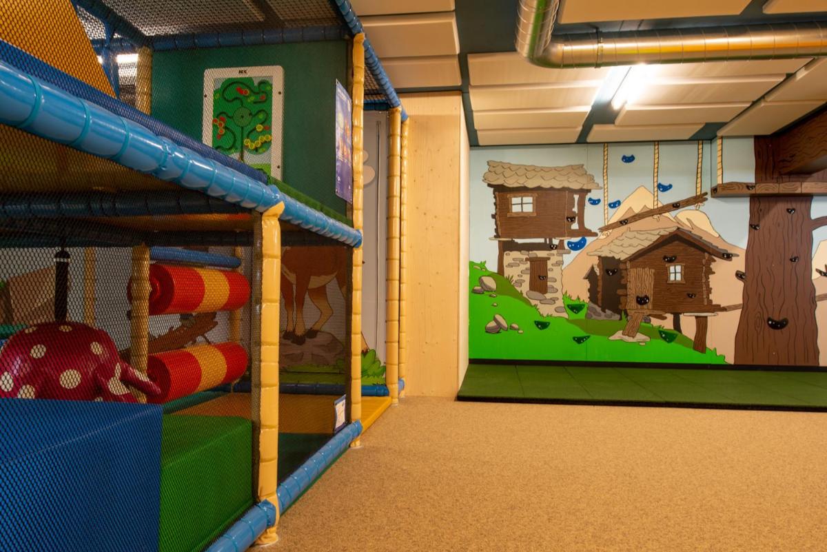 Montela Hotel & Resort - Haus Antares - Housity