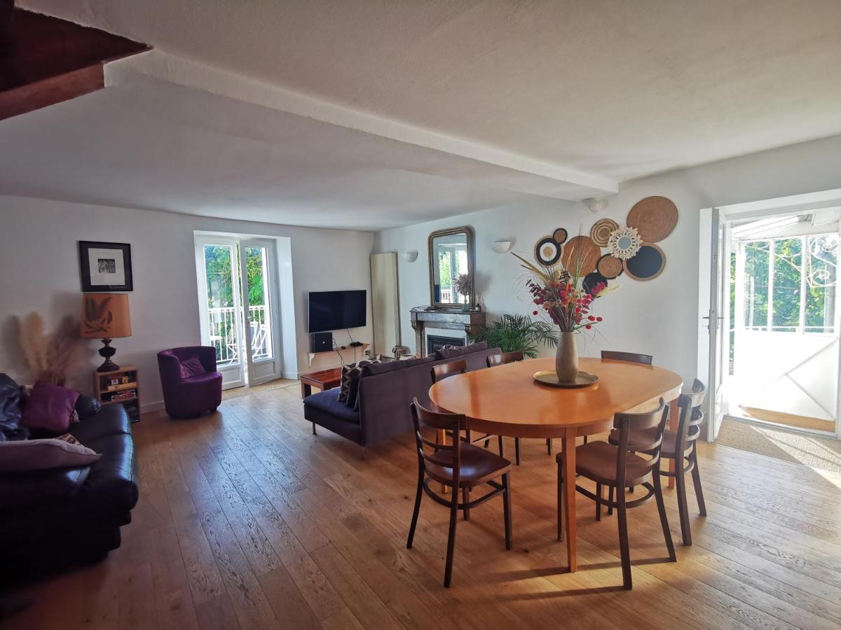 Maison au calme avec terrasse et jardin - Housity