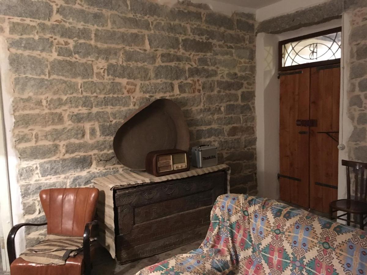 Antichi ricordi - Housity